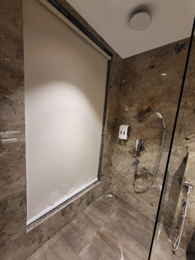 Belvedere Suites Greater Noida Esterno foto