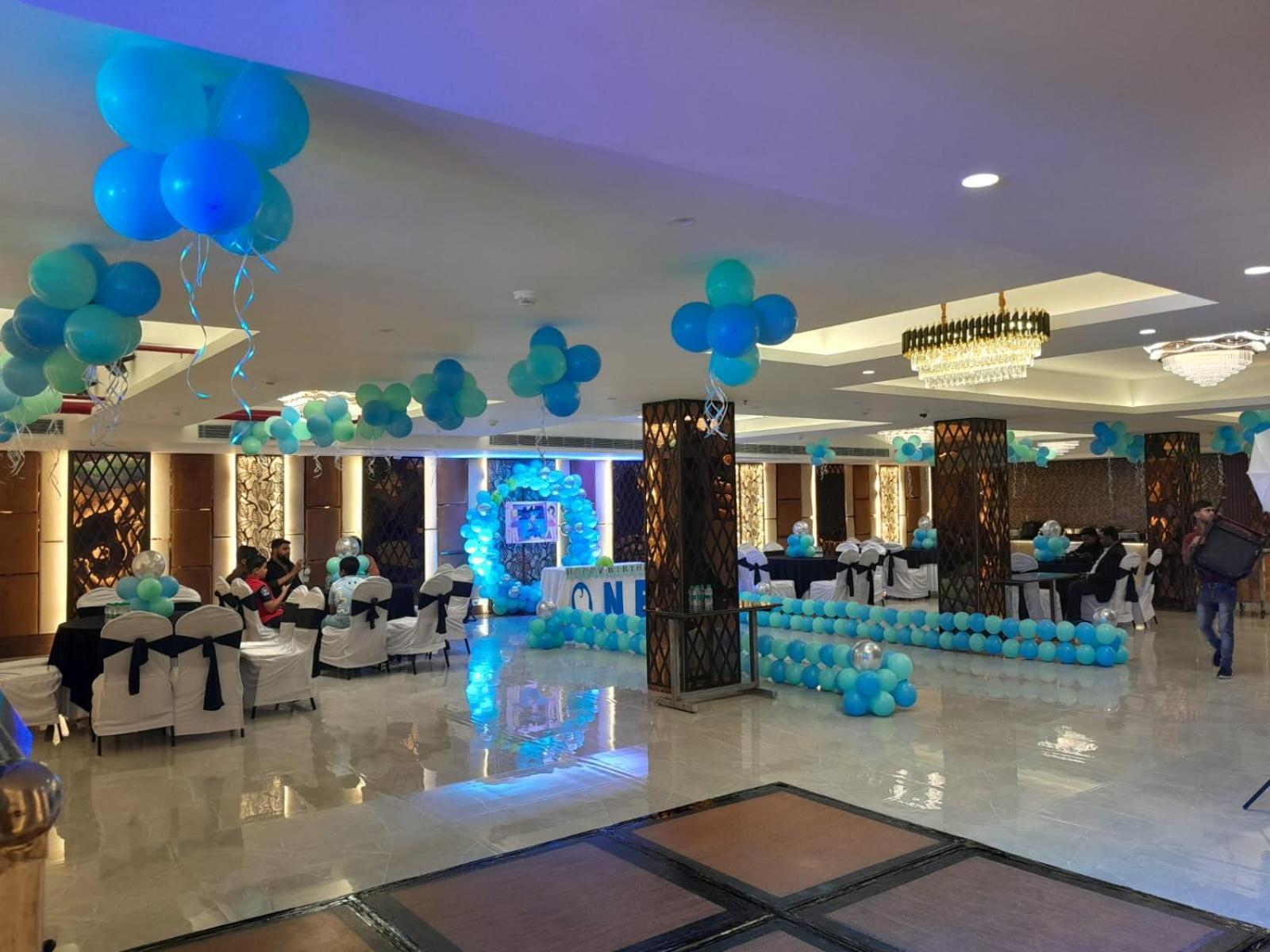 Belvedere Suites Greater Noida Esterno foto