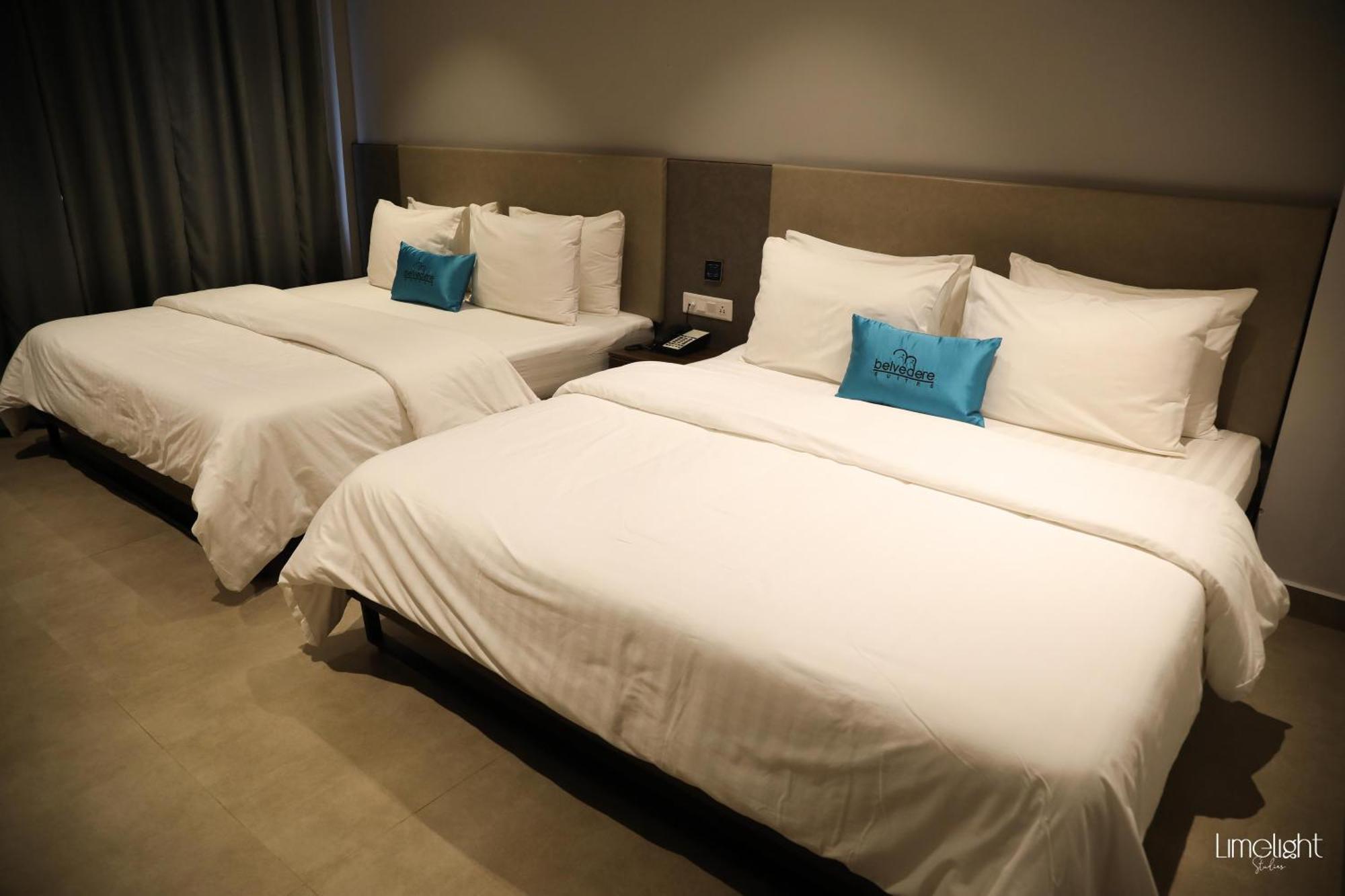 Belvedere Suites Greater Noida Esterno foto