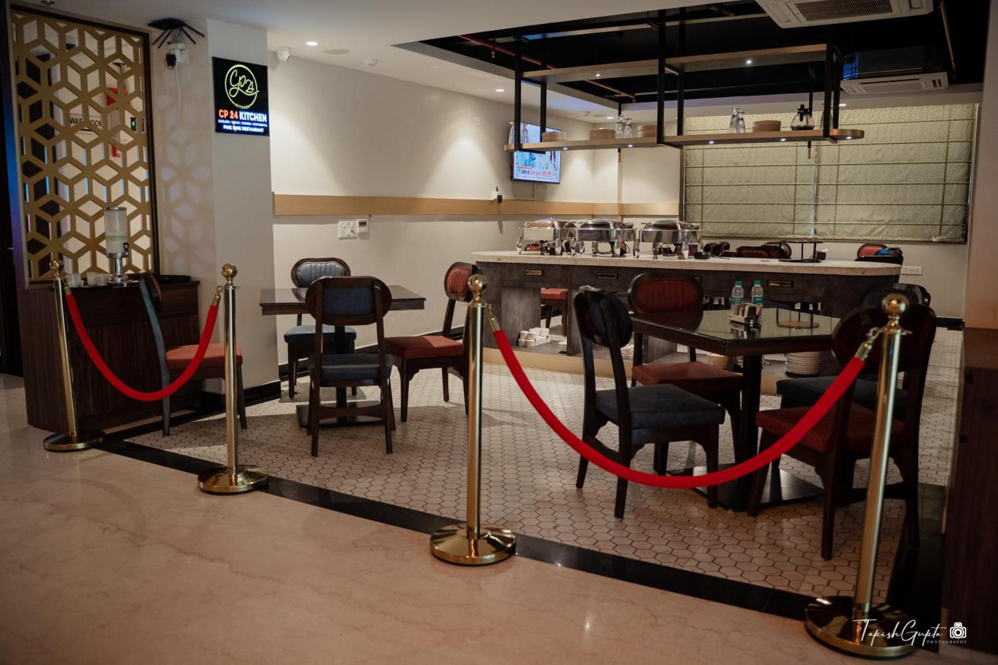 Belvedere Suites Greater Noida Esterno foto