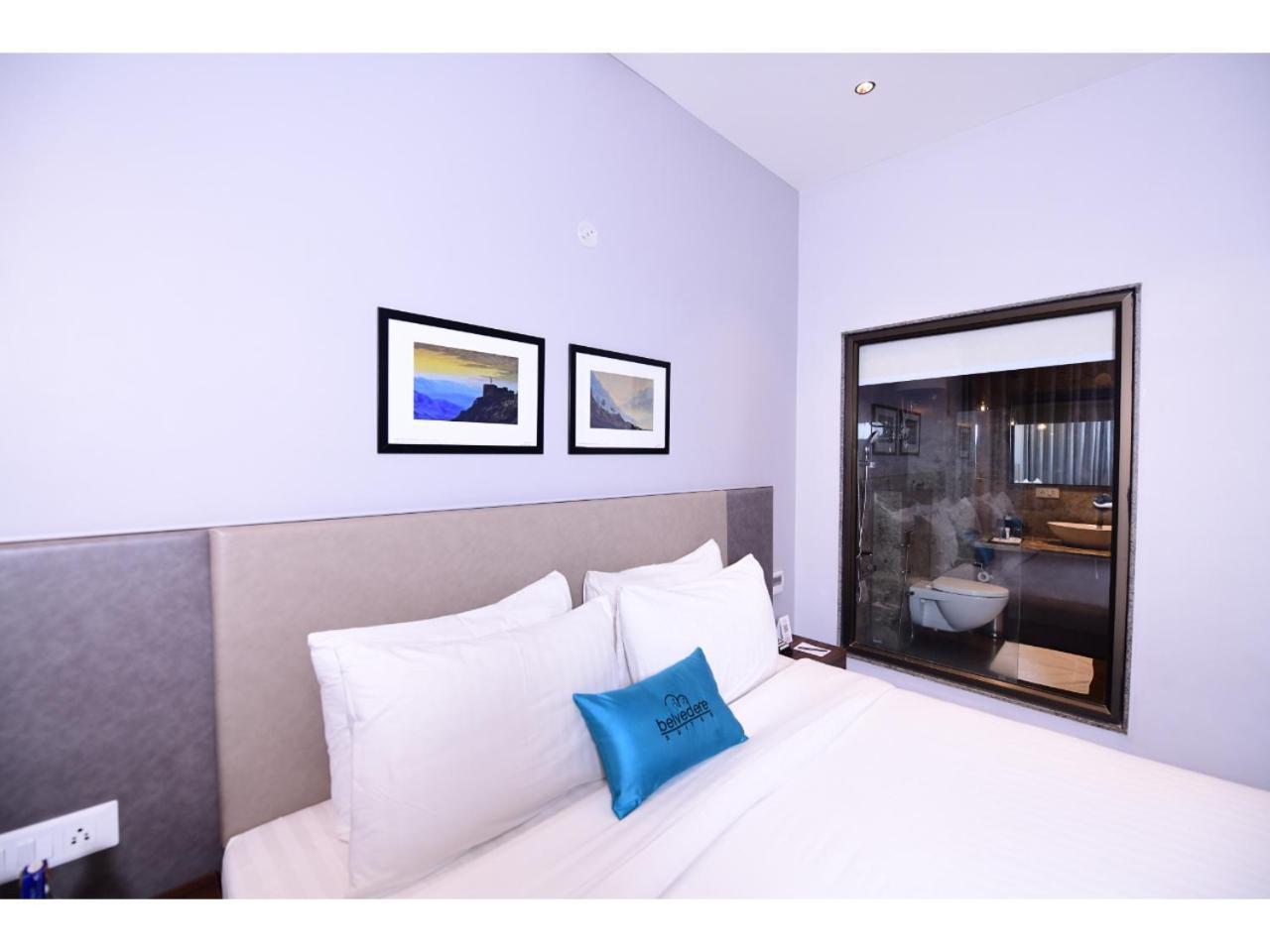 Belvedere Suites Greater Noida Esterno foto