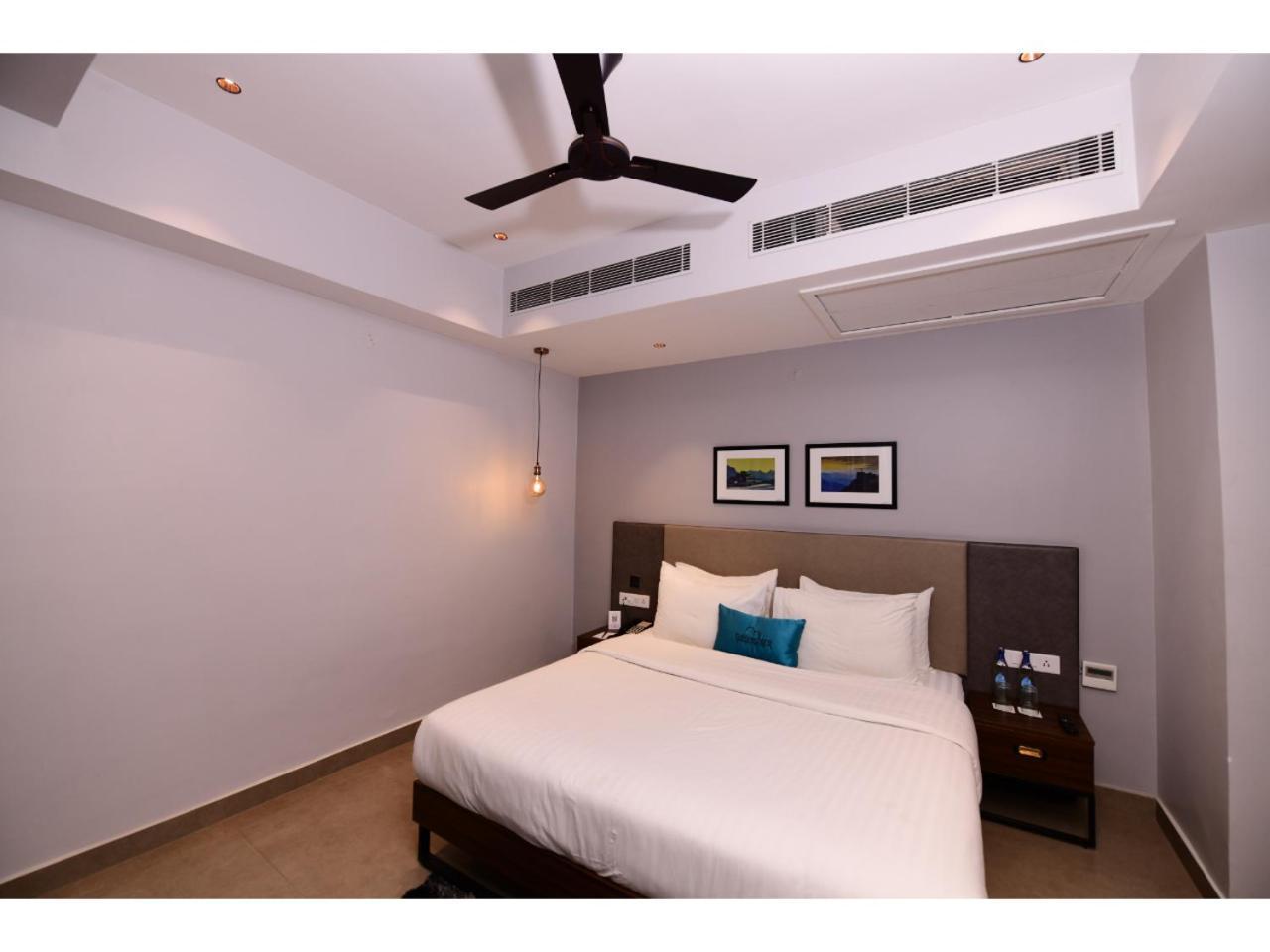 Belvedere Suites Greater Noida Esterno foto